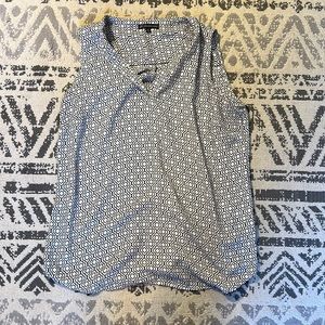 Womens patterned tank top size medium